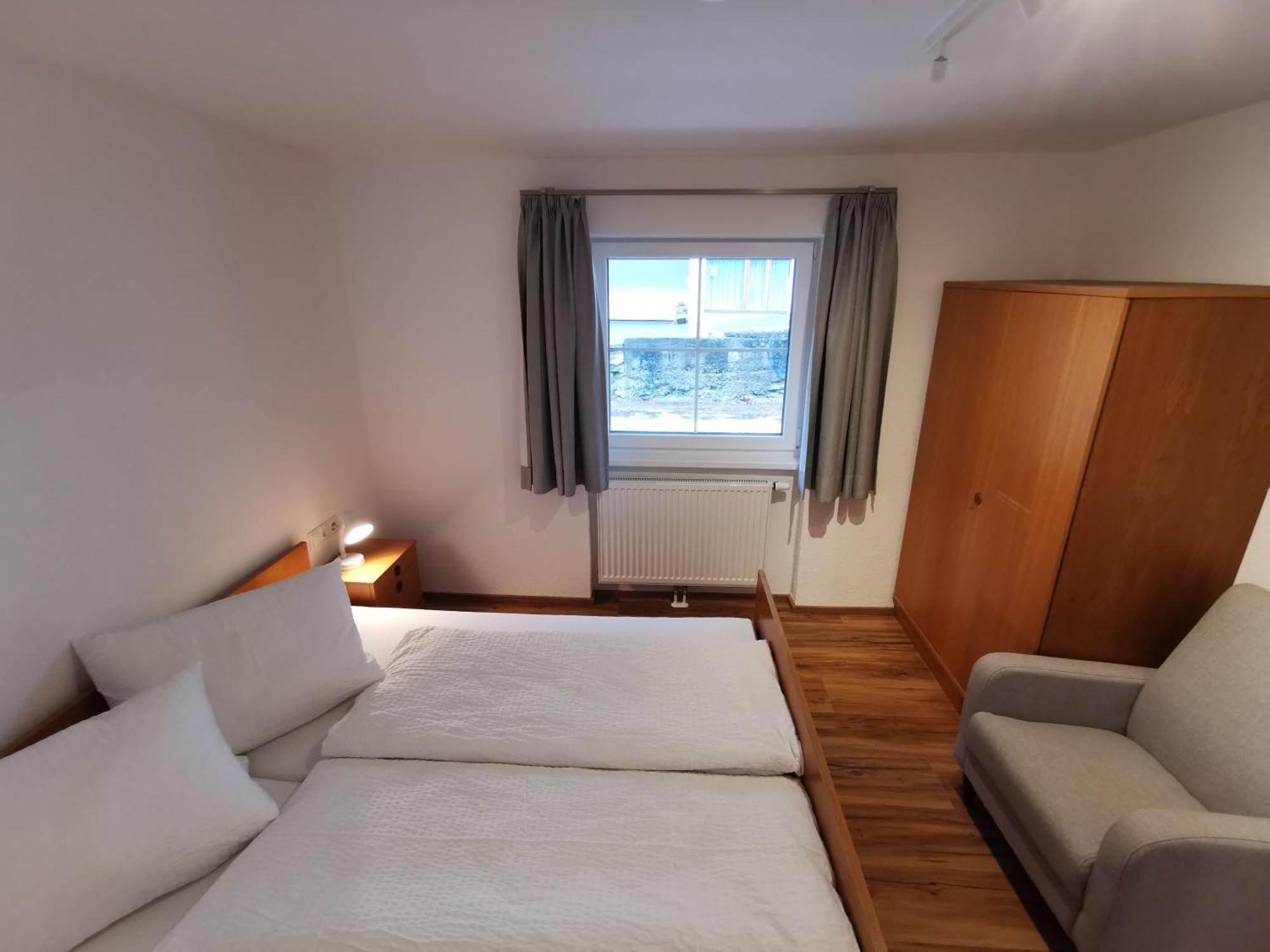 Apartments Haus Schoen - Preise Inclusive Pitztal Sommer Card Jerzens Room photo